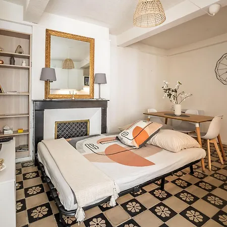 Studio De 25M2 Renove - Quartier Cathedrale Saint-Just ناربون